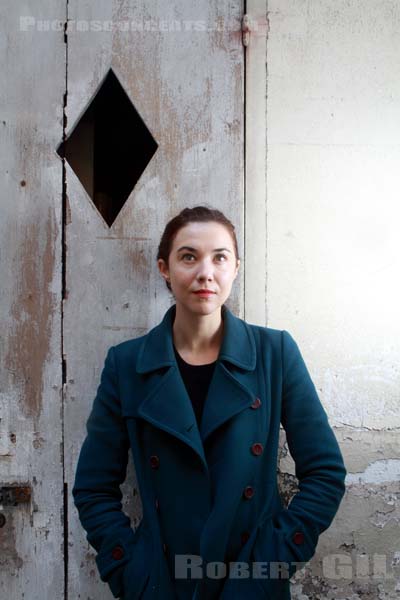 LISA HANNIGAN - 2012-04-12 - PARIS -  - 